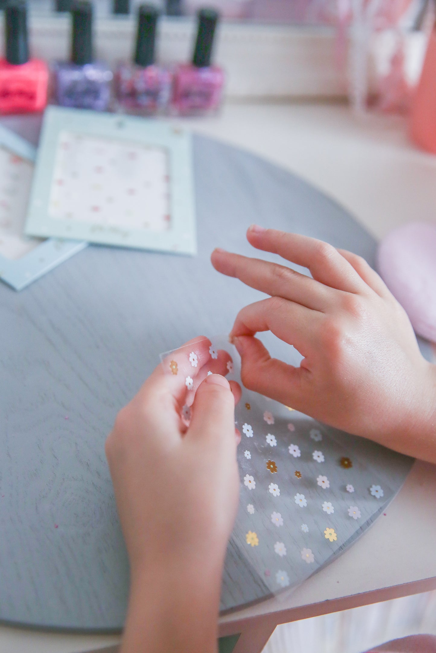 Oh Flossy Nail Stickers - Flowers